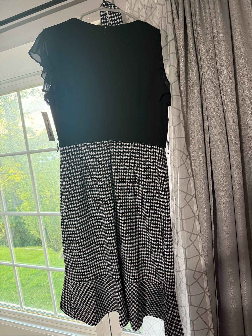 Women Shelby & Palmer Black and White Houndstooth Midi Dress